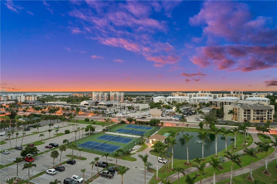 7360 Estero BLVD 1107