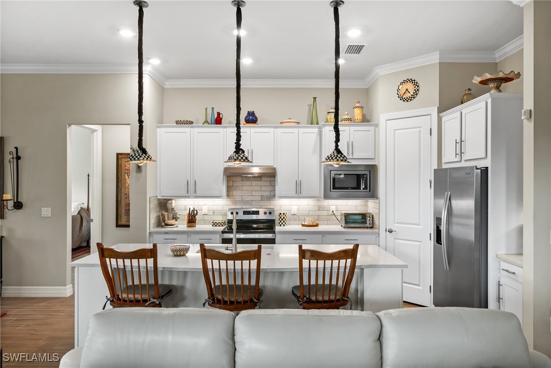 10810 Maitland WAY