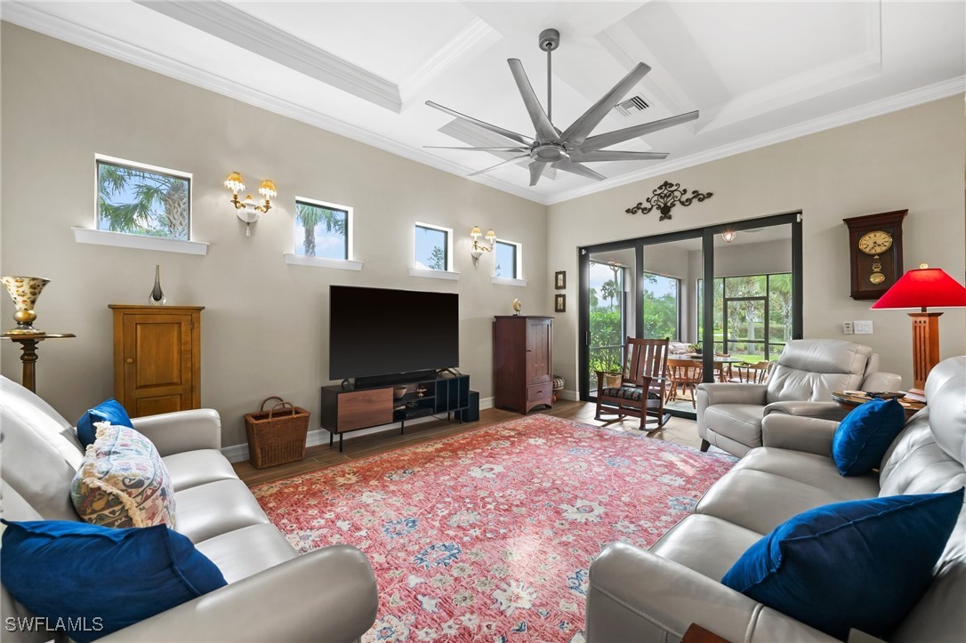 10810 Maitland WAY
