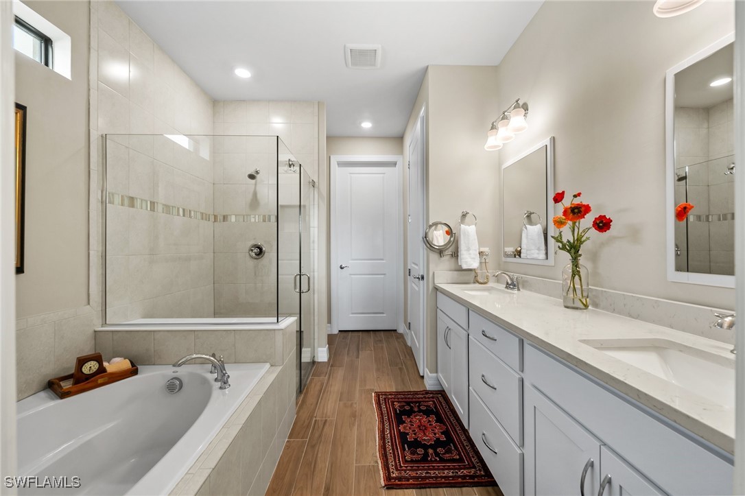 10810 Maitland WAY