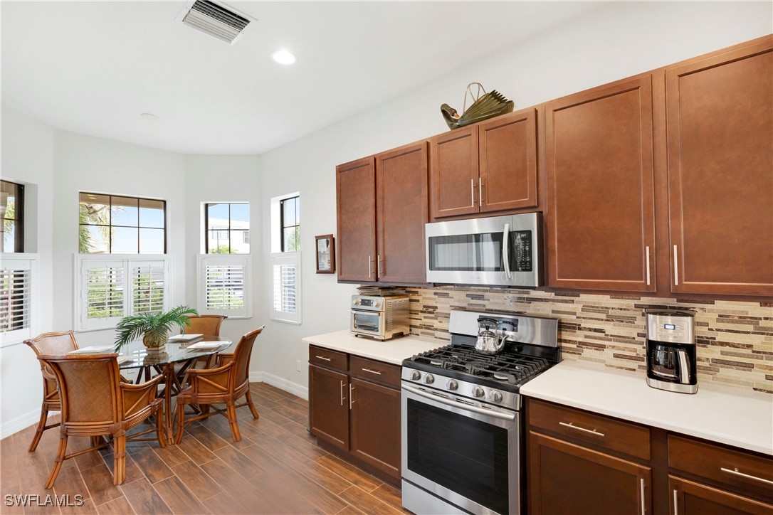 11655 Meadowrun CIR