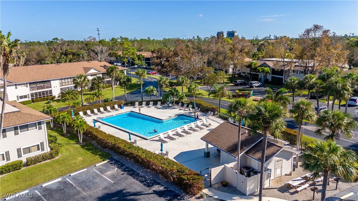 8101 South Woods Circle 14