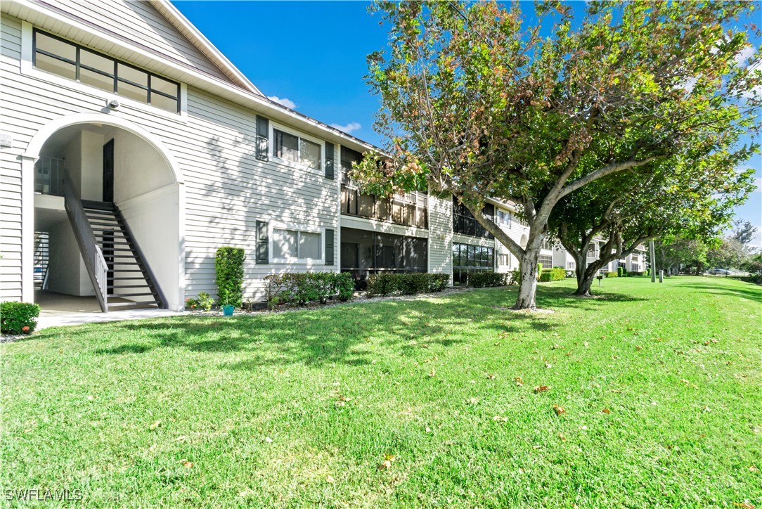 8101 South Woods Circle 14