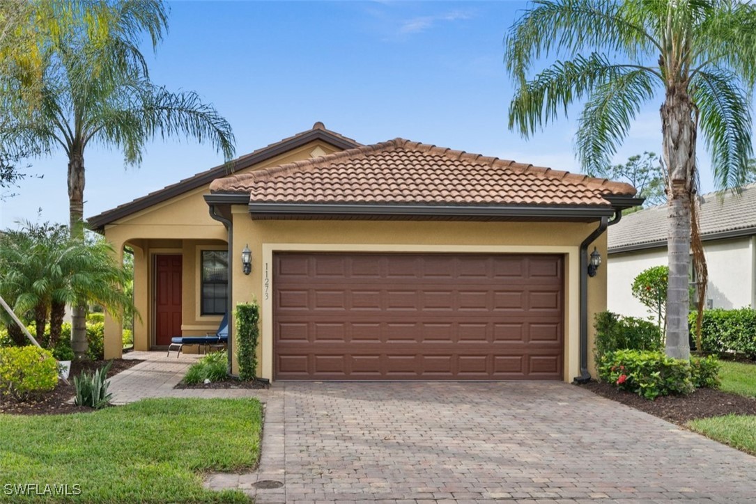 11273 Carlingford RD