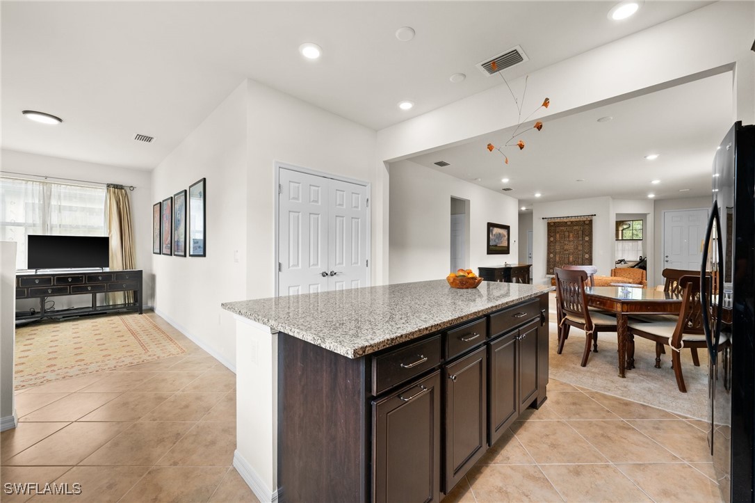 11273 Carlingford RD