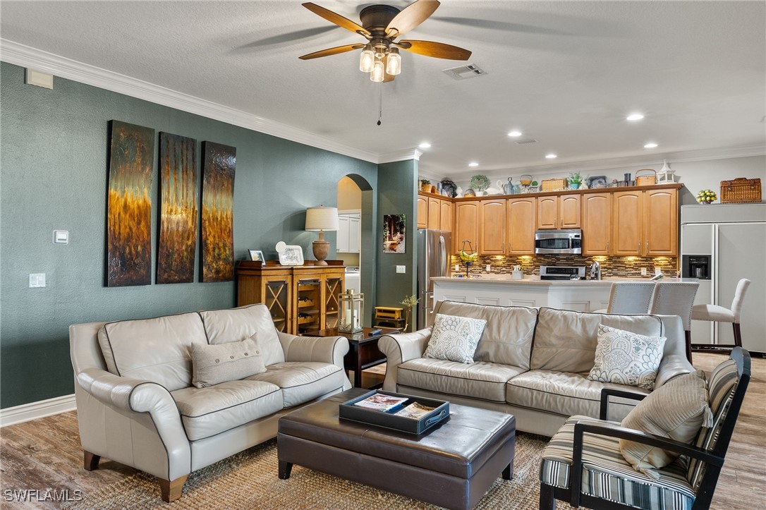 9954 Via San Marco LOOP