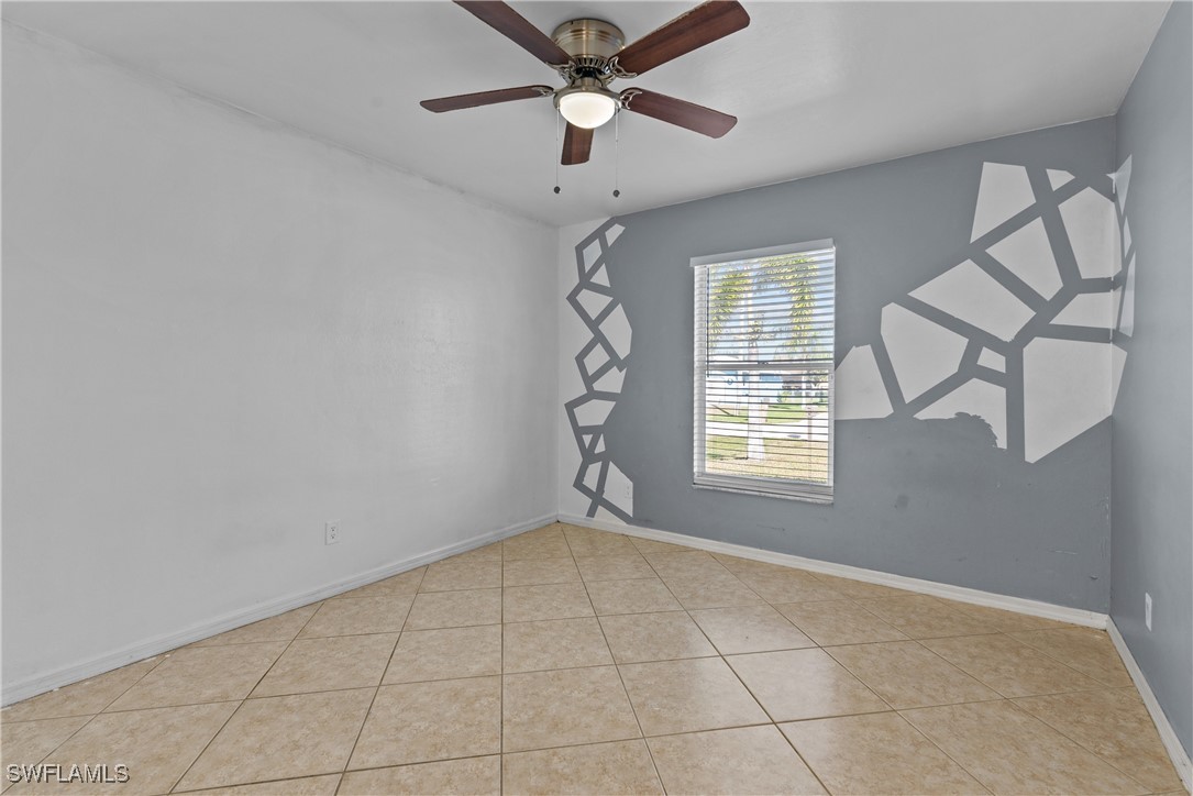 232 SE 3rd TER