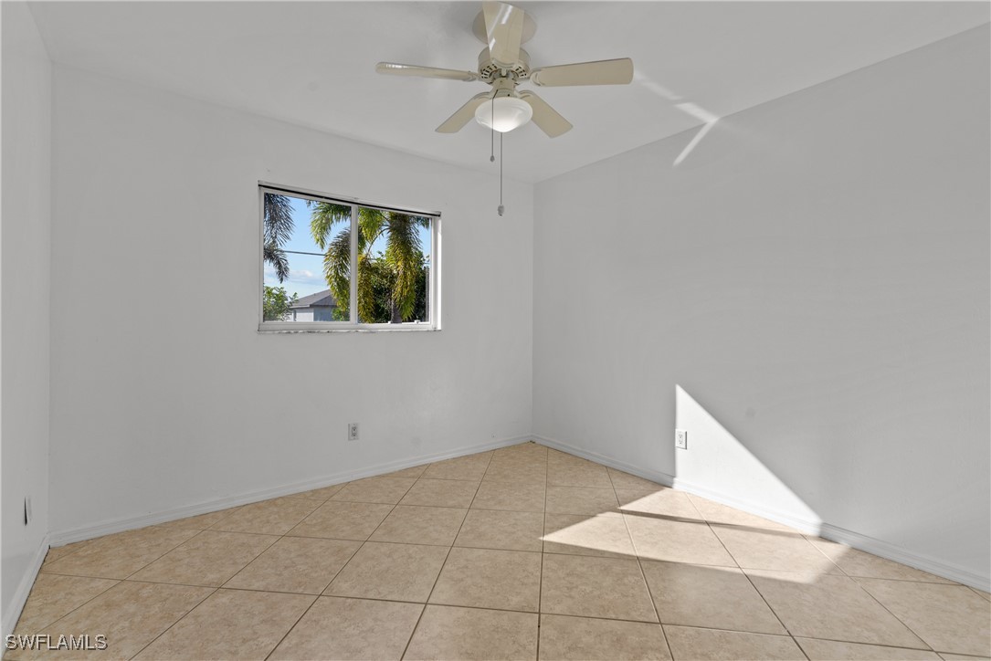 232 SE 3rd TER