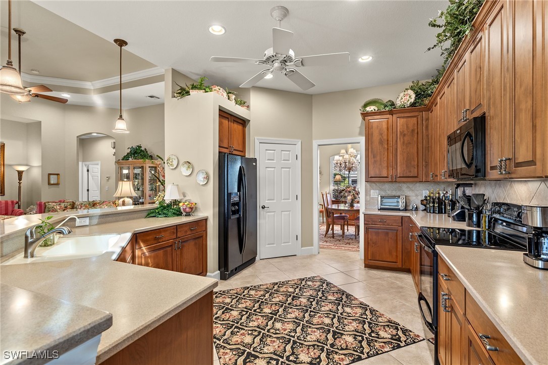 11120 Laughton CIR