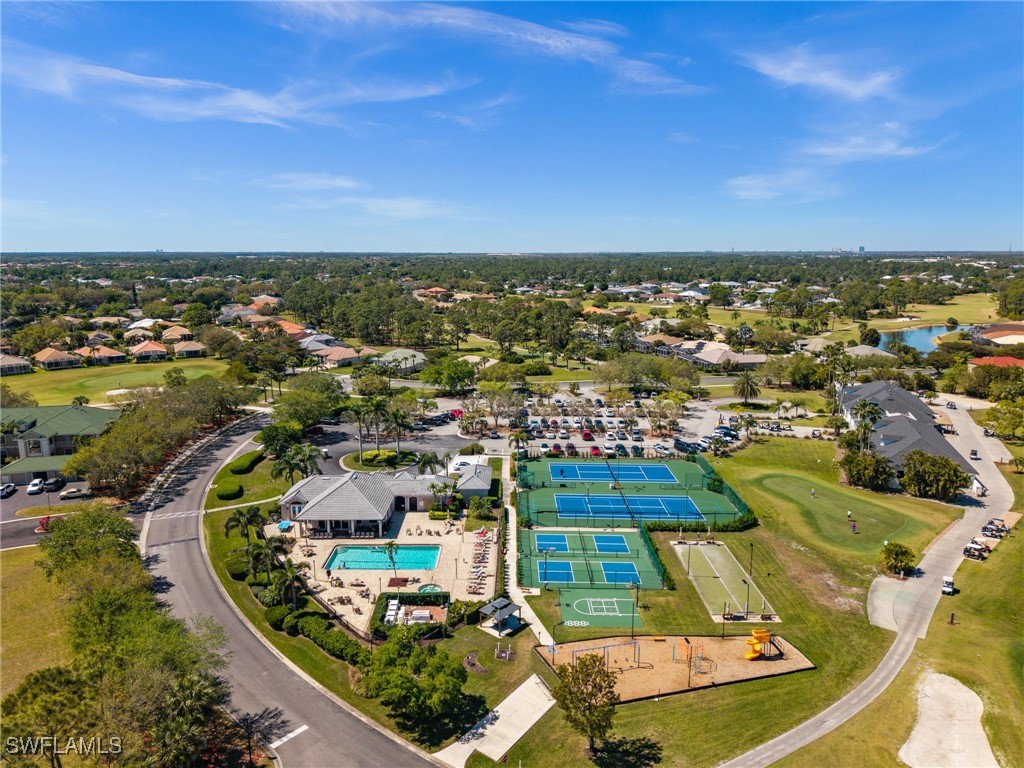 2243 Oxford Ridge CIR