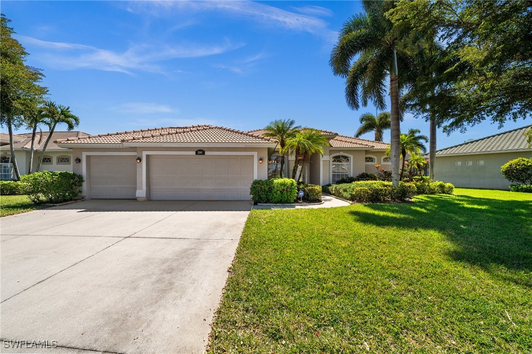 2243 Oxford Ridge CIR