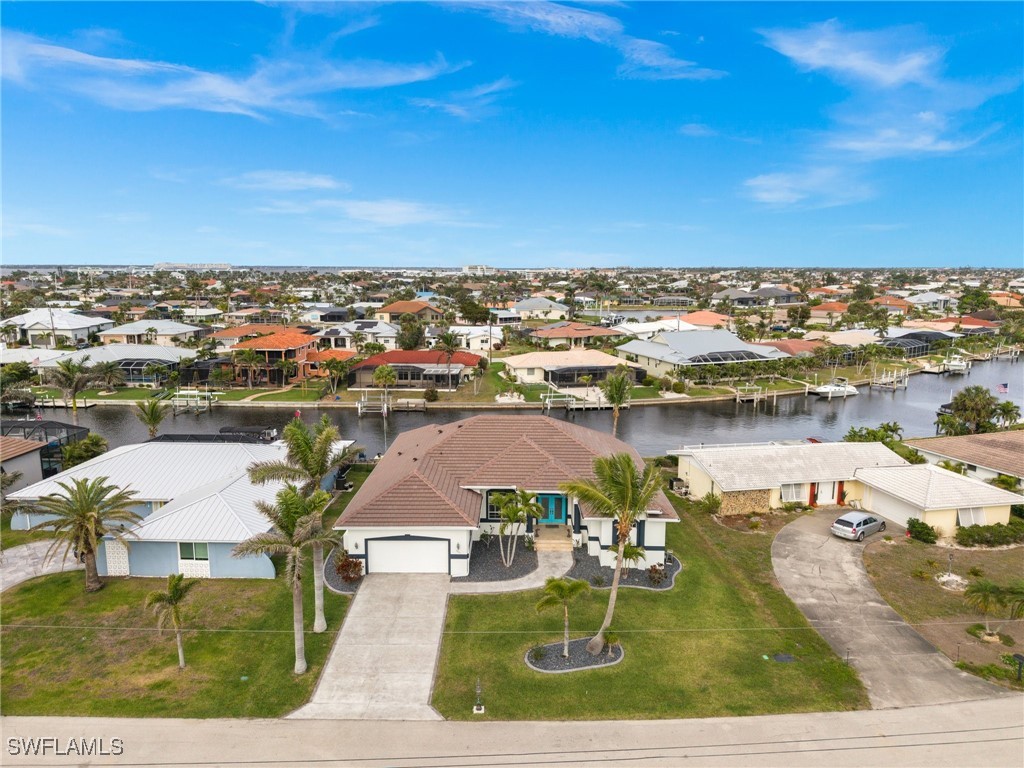 360 Capri Isles CT