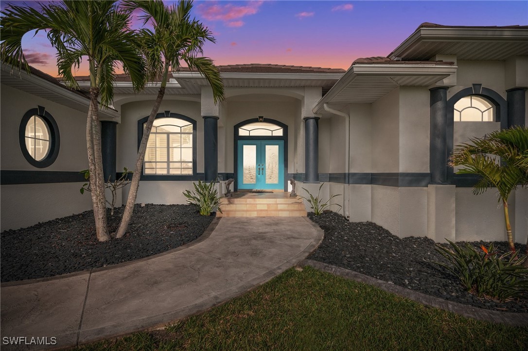 360 Capri Isles CT