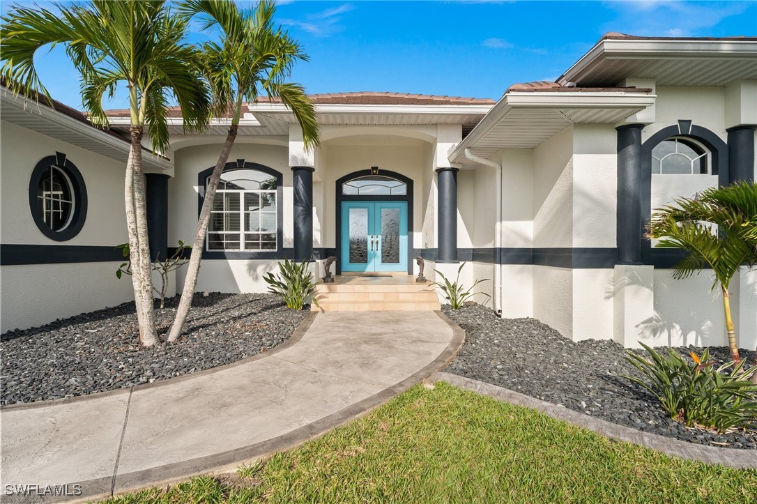 360 Capri Isles CT