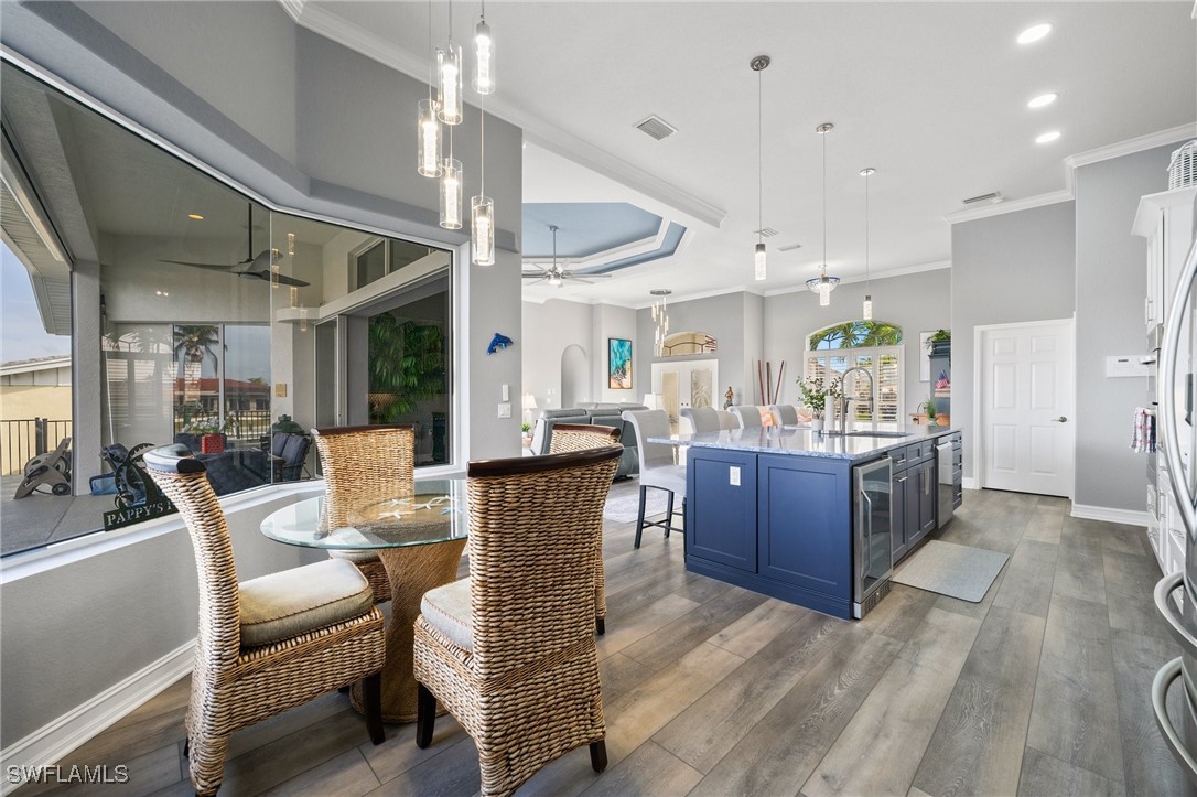 360 Capri Isles CT