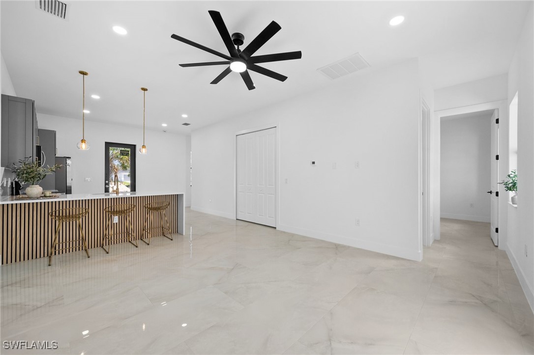349 Rancho AVE
