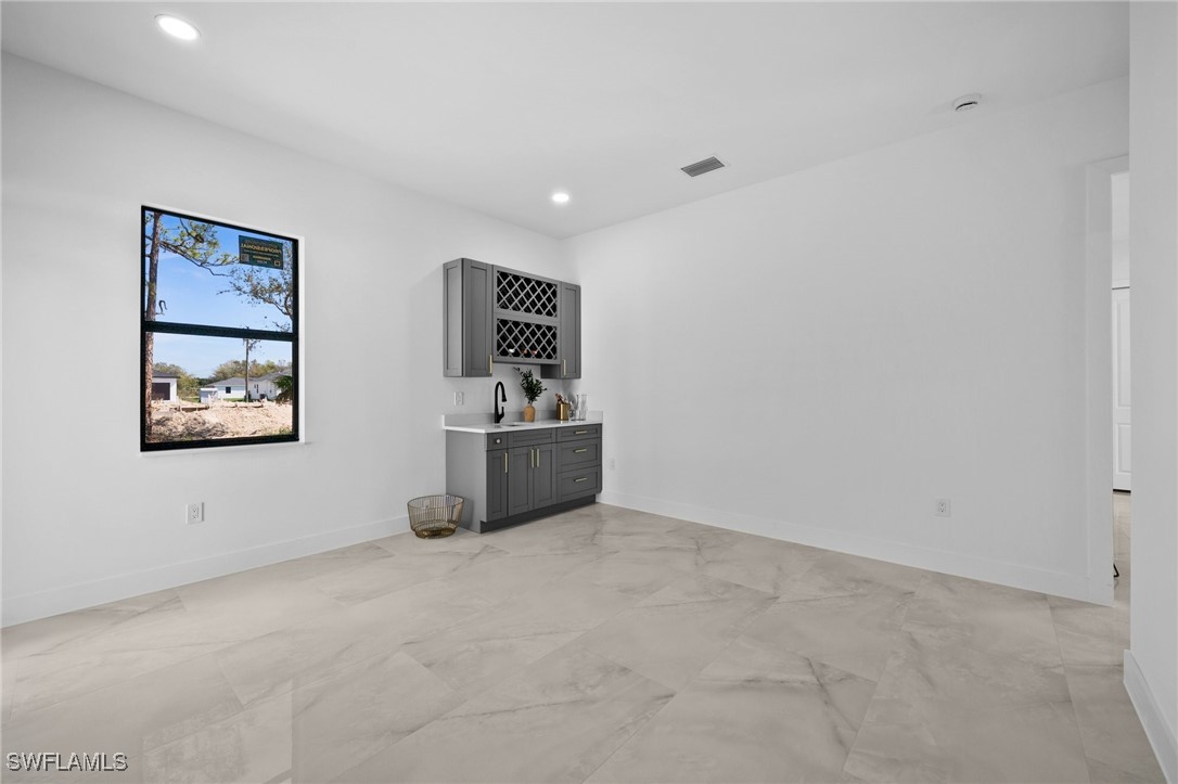 349 Rancho AVE