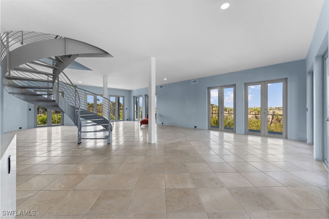 4150 Dingman DR