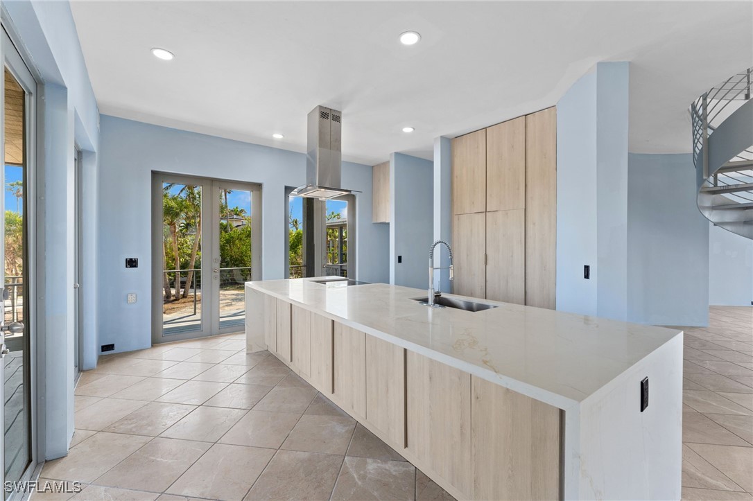 4150 Dingman DR