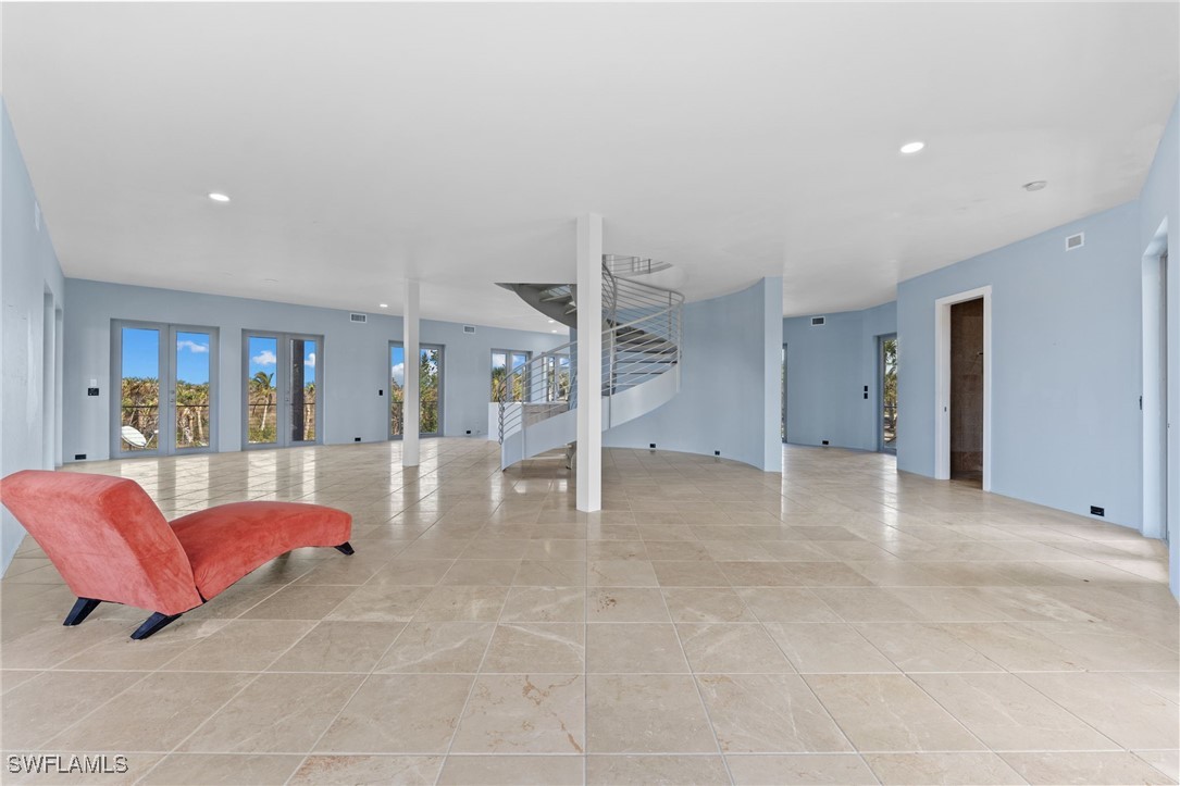4150 Dingman DR