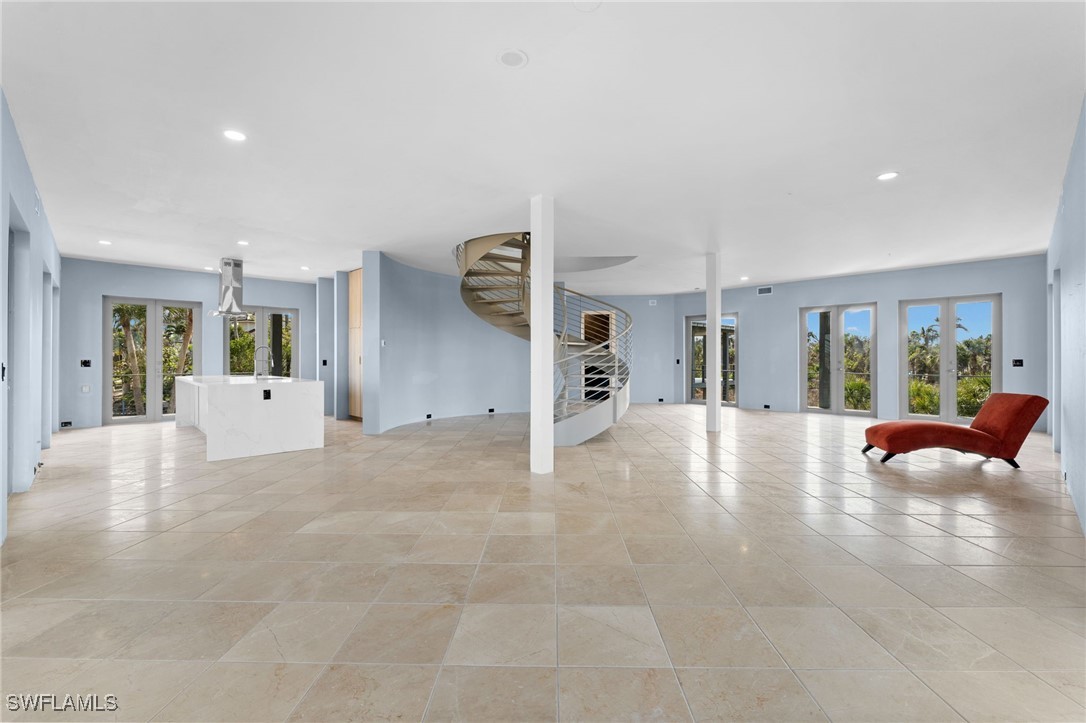 4150 Dingman DR