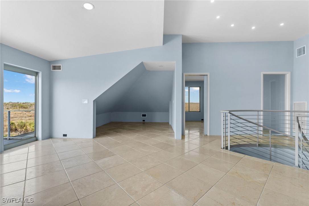 4150 Dingman DR