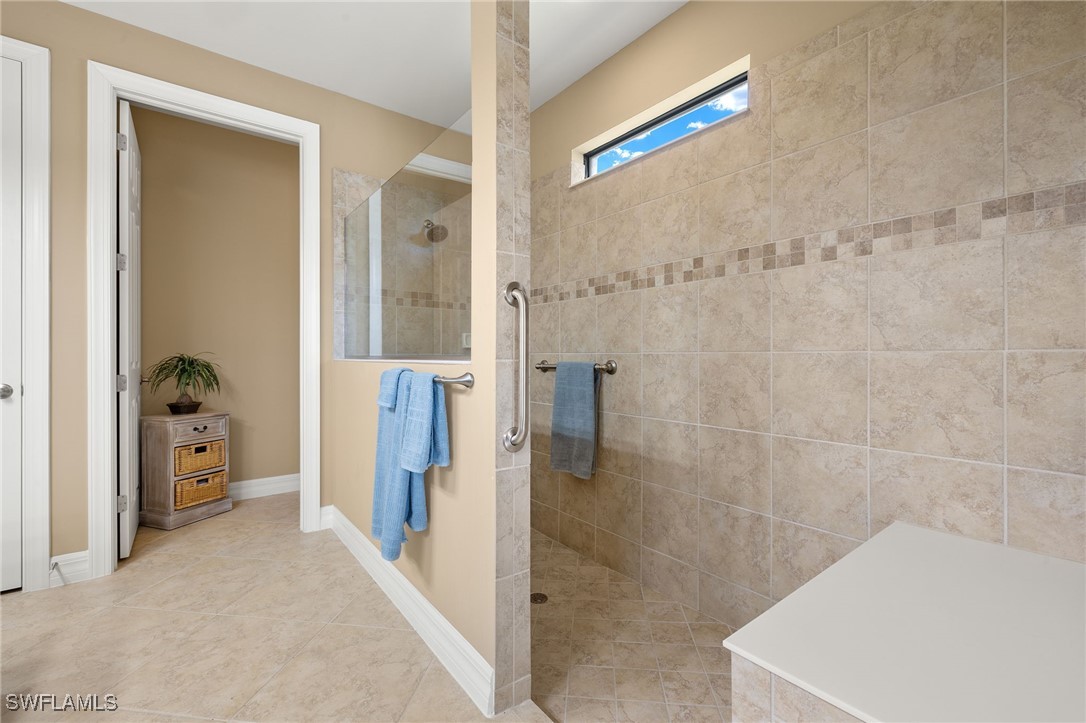 11807 Dixon DR