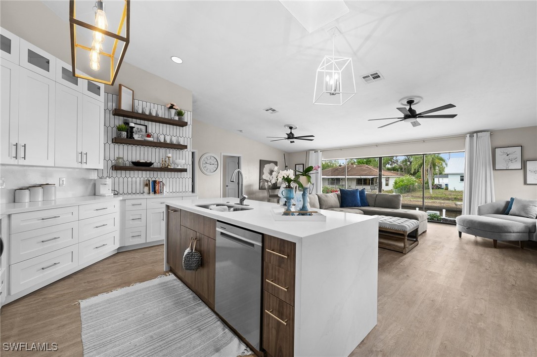 7195 Reymoor DR