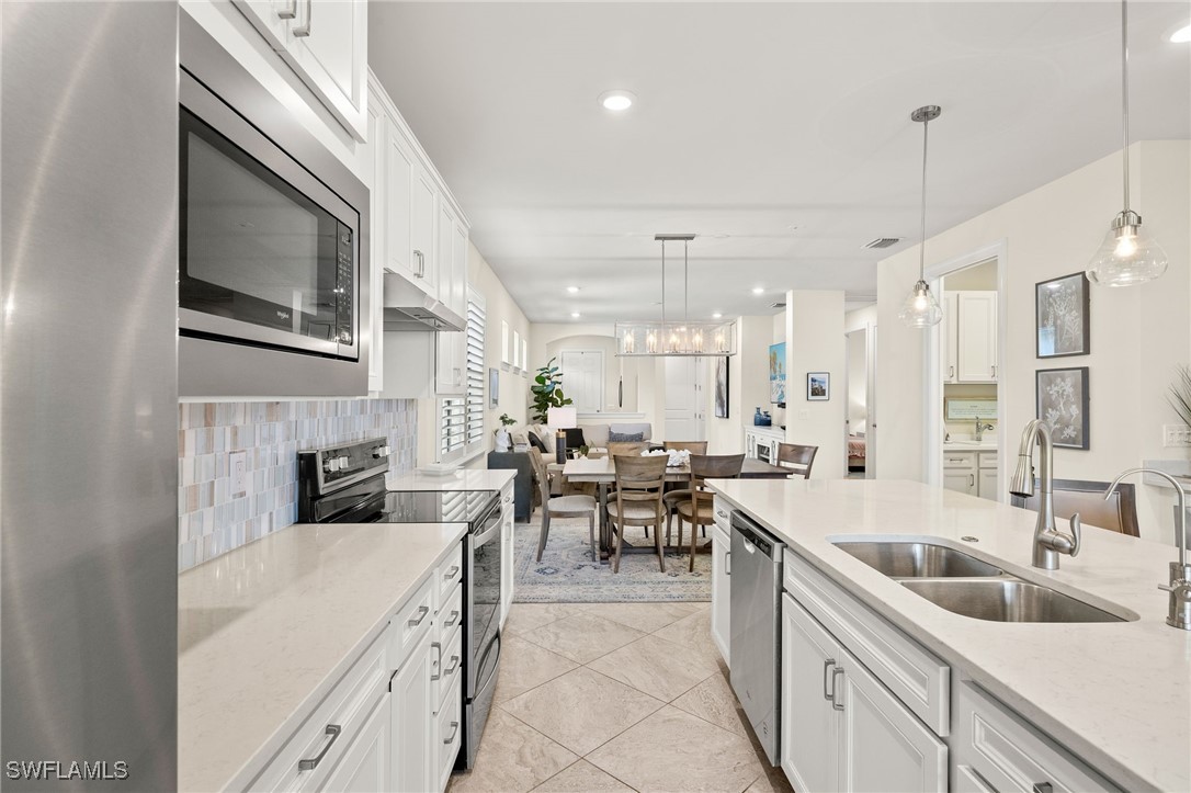 12022 Westmoreland WAY