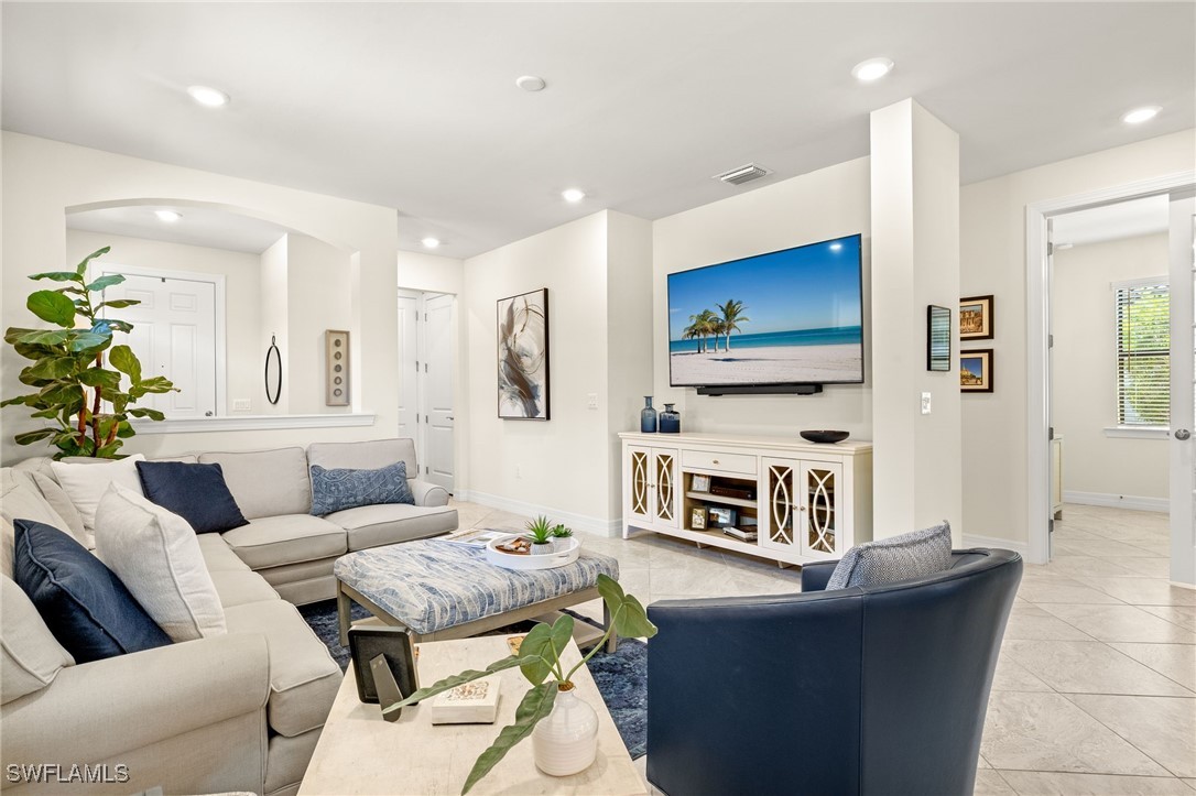 12022 Westmoreland WAY