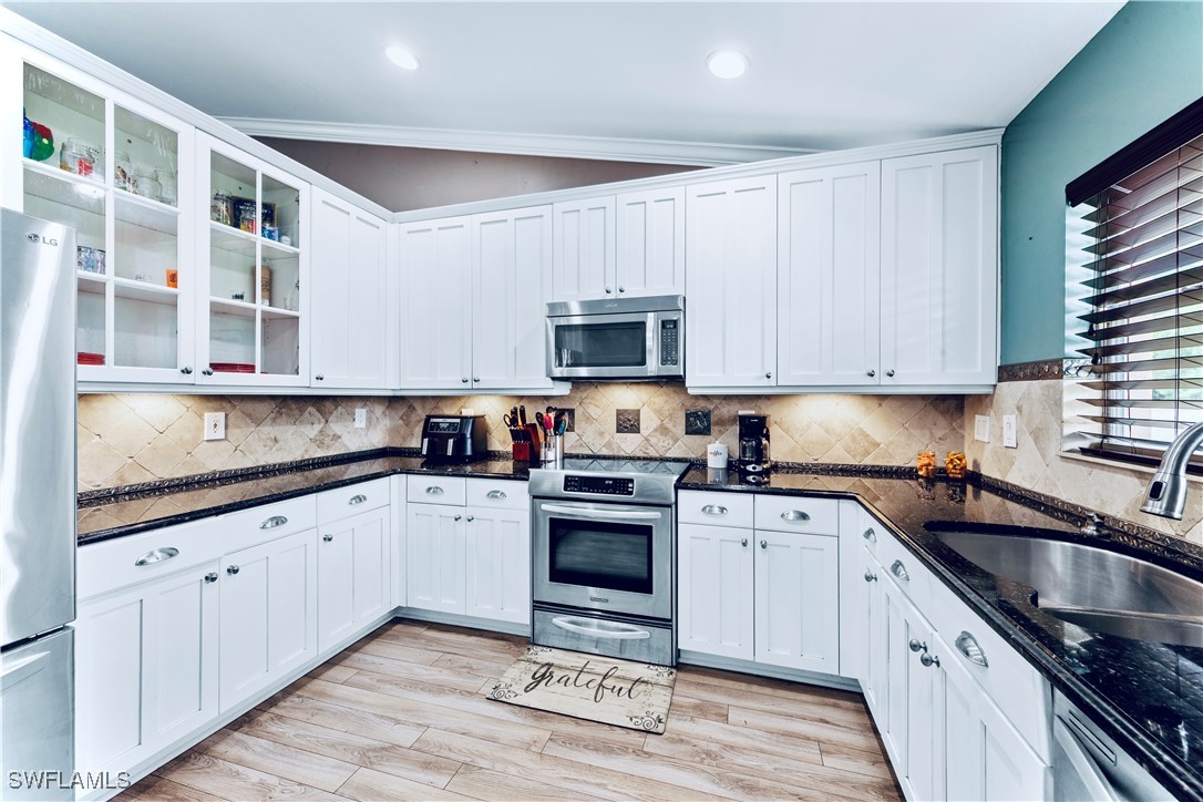 12700 Eagle Pointe CIR