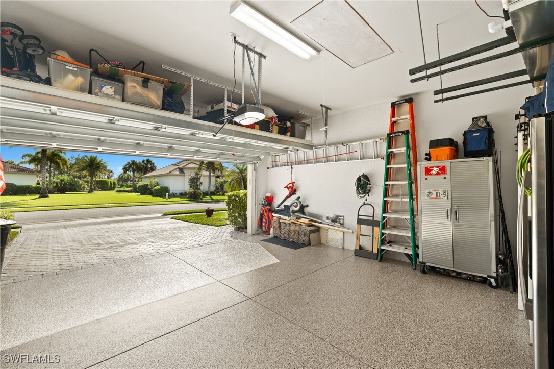 11179 Laughton CIR