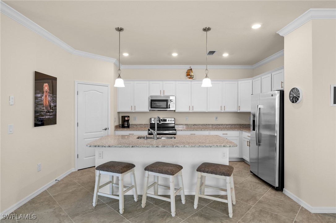 4155 Lemongrass DR