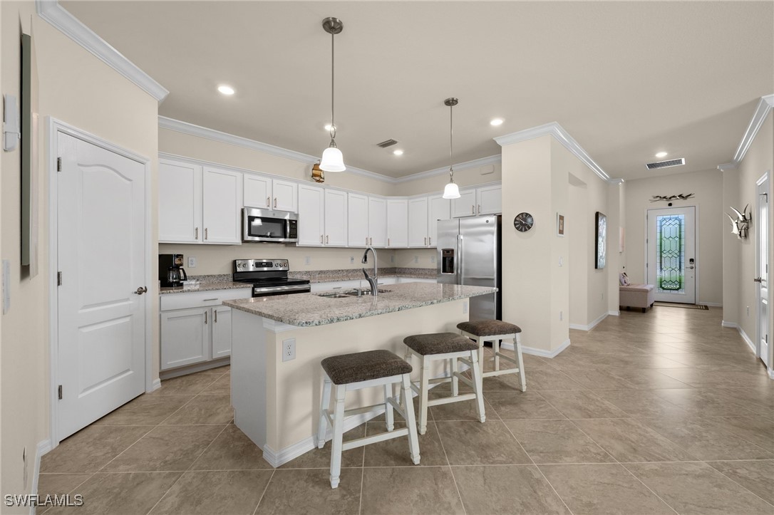 4155 Lemongrass DR