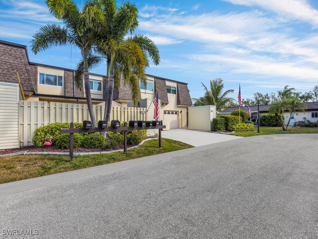 5776 Bass CIR