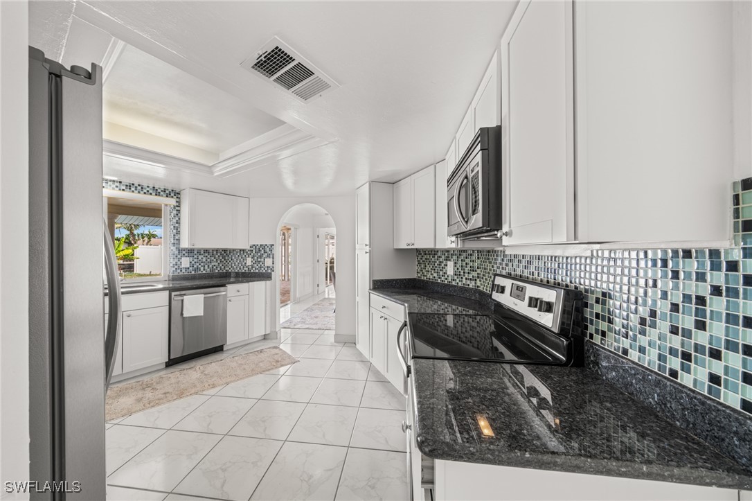 1442 Wellington CT