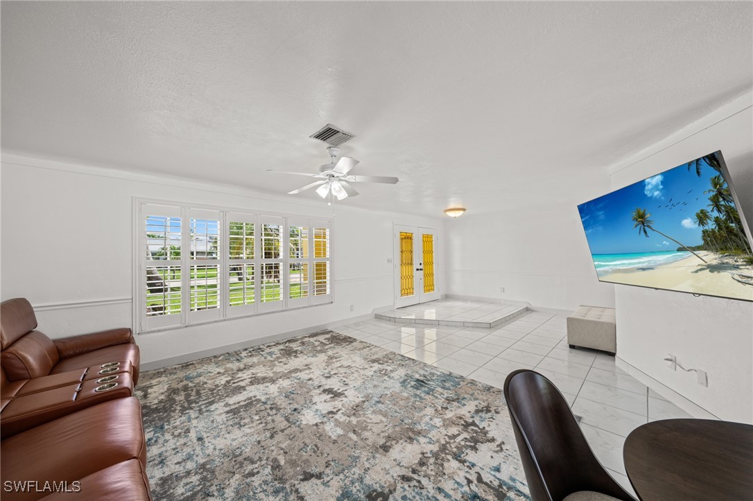 1442 Wellington CT