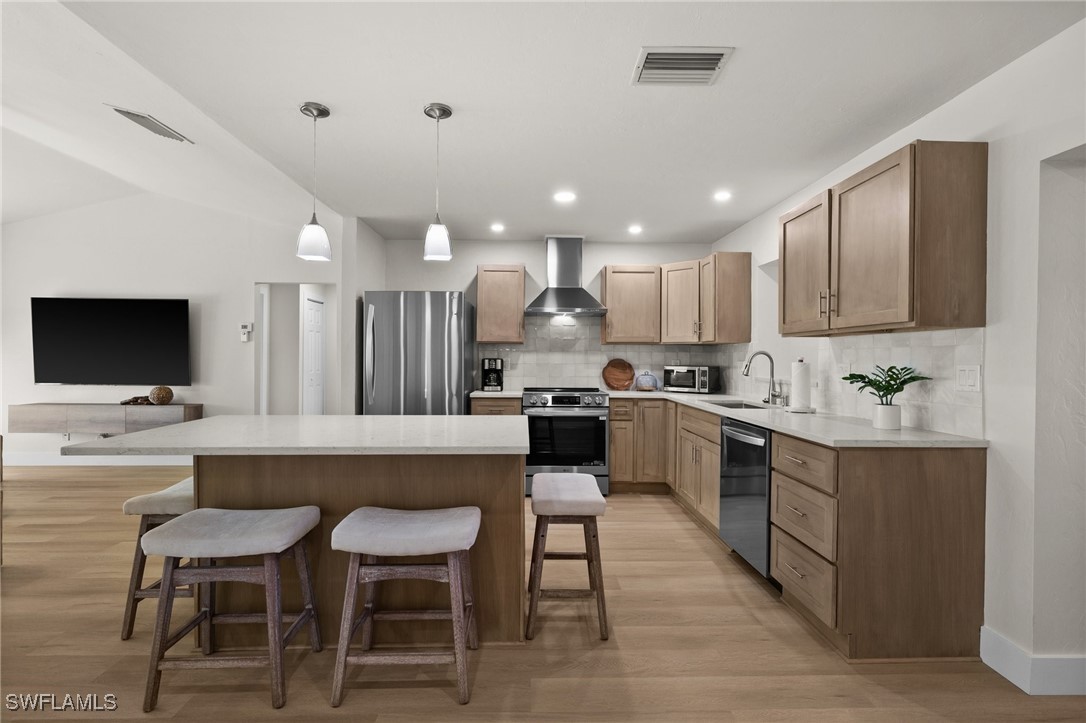 1910 SE 10th PL