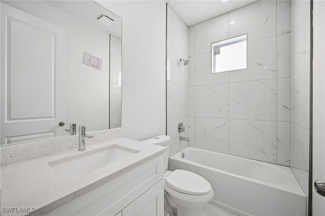 2401-2403 Quentin AVE S