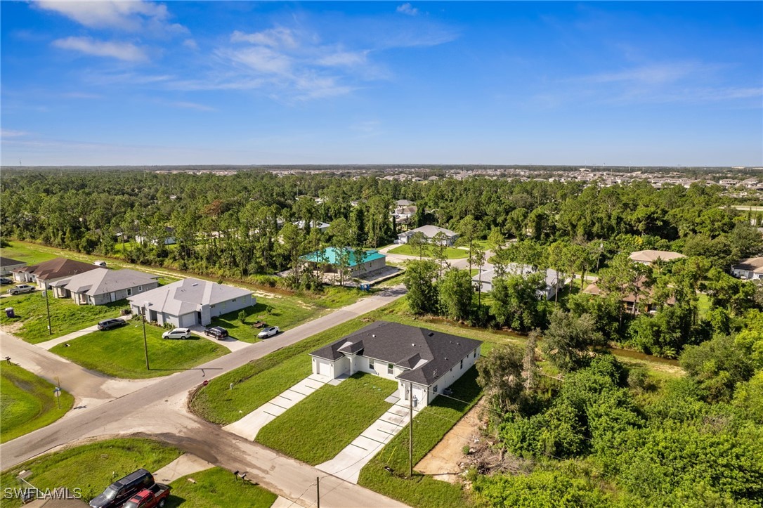 2401-2403 Quentin AVE S