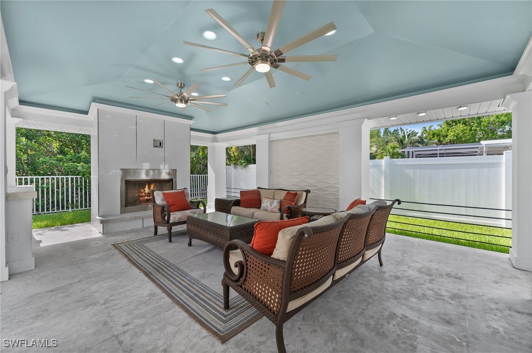 27296 Buccaneer DR