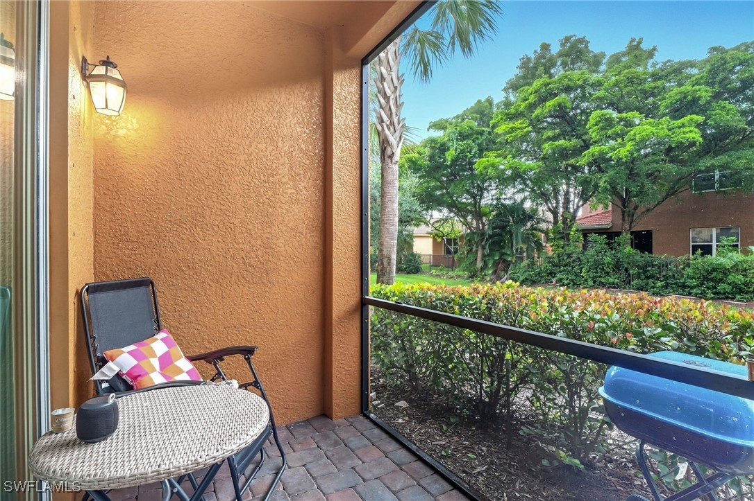 10121 Tin Maple DR 111