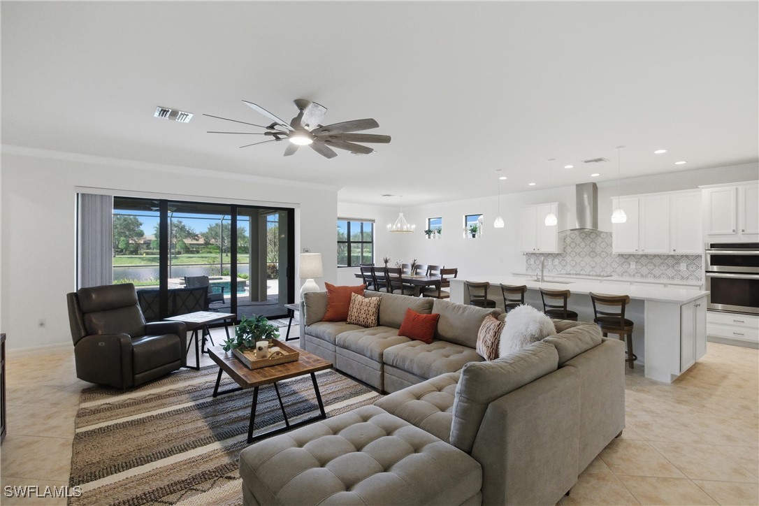 11041 Castlereagh ST