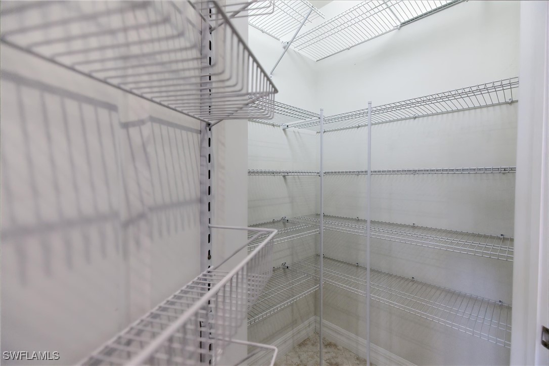 11041 Castlereagh ST