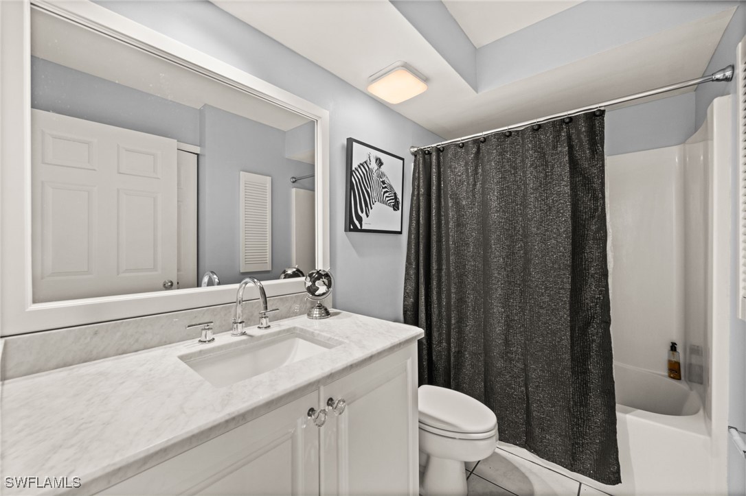 3940 Leeward Passage CT 102