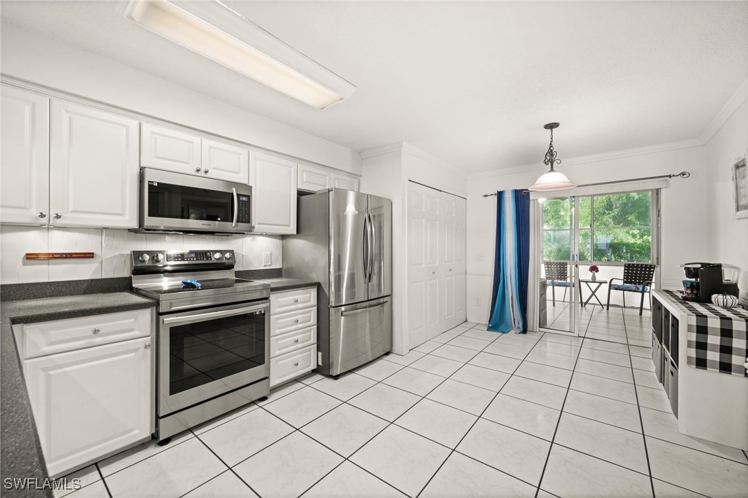 3940 Leeward Passage CT 102