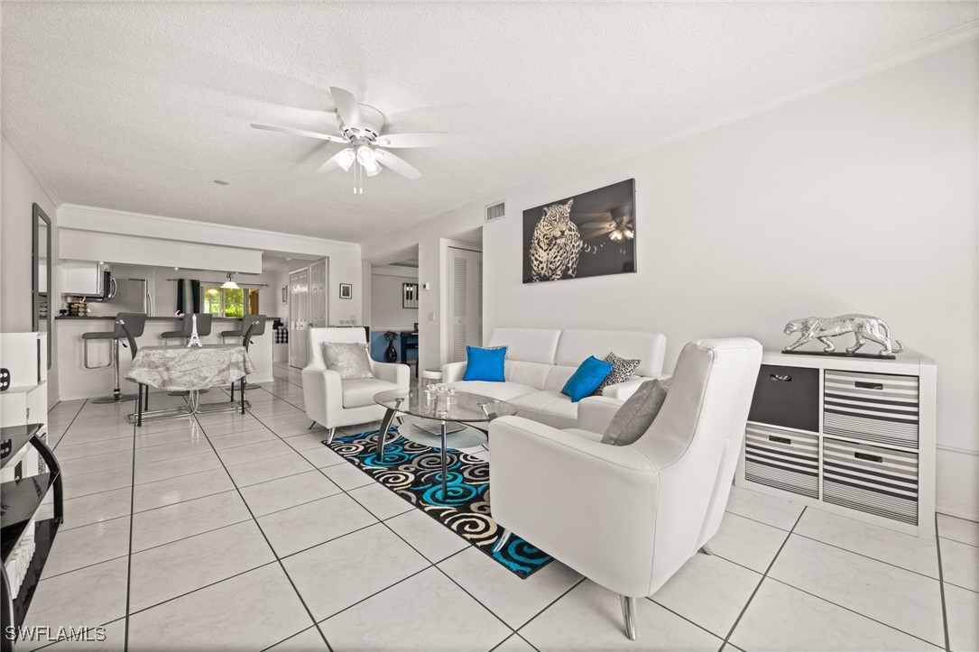 3940 Leeward Passage CT 102