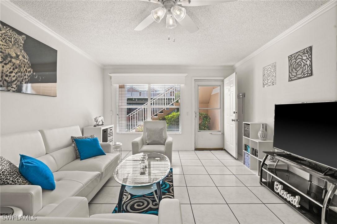 3940 Leeward Passage CT 102