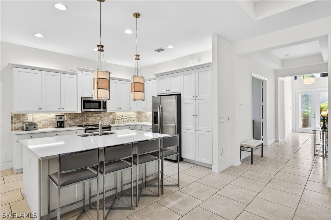 11572 Stonecreek CIR