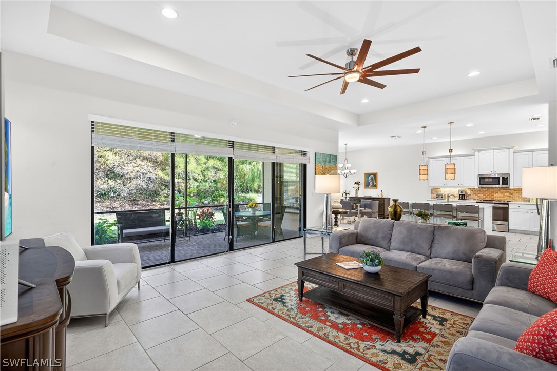 11572 Stonecreek CIR